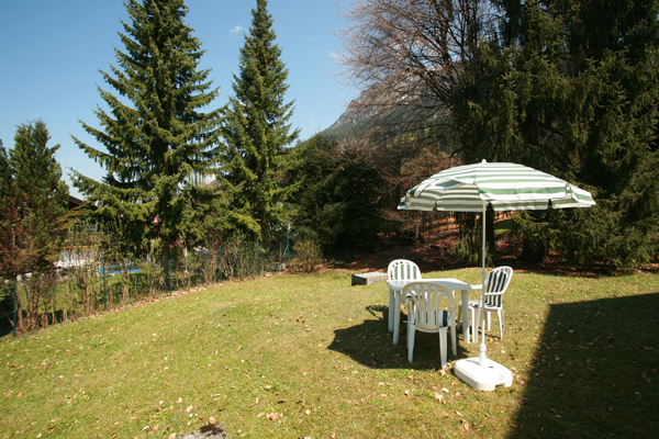 Garten Liegewiese Ferienwohnung Oberstdorf